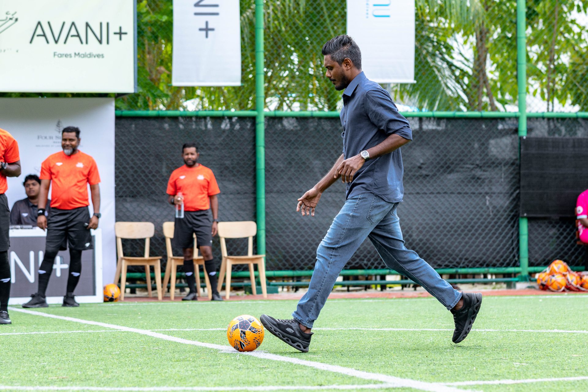 Chief Guest Immi officially opened the tournament with a goal from the center mark